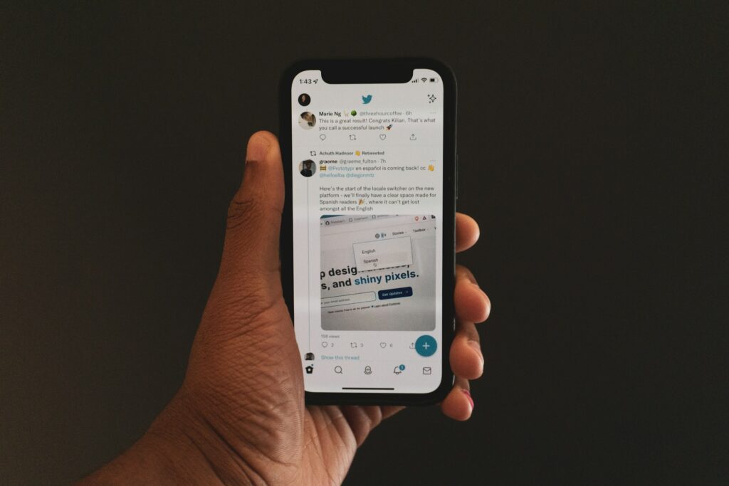 terrillo walls community notes unsplash